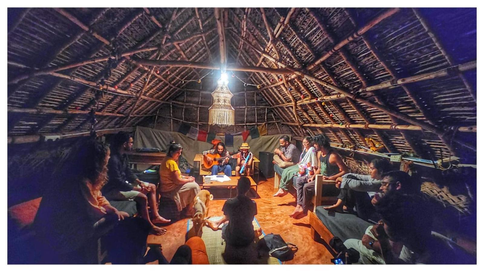 Nebula Nest Cafe & Hostel Auroville Exteriér fotografie