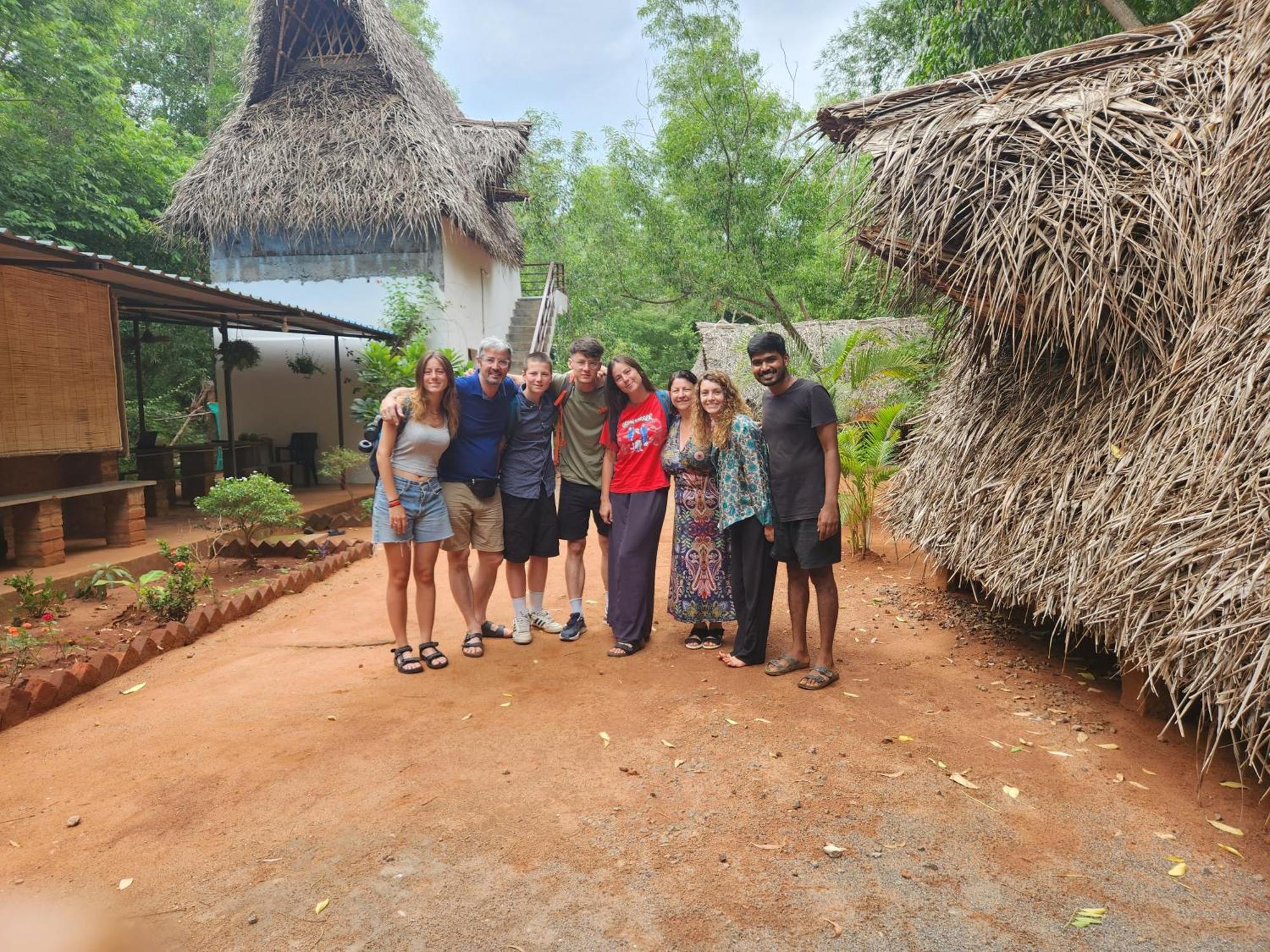 Nebula Nest Cafe & Hostel Auroville Exteriér fotografie